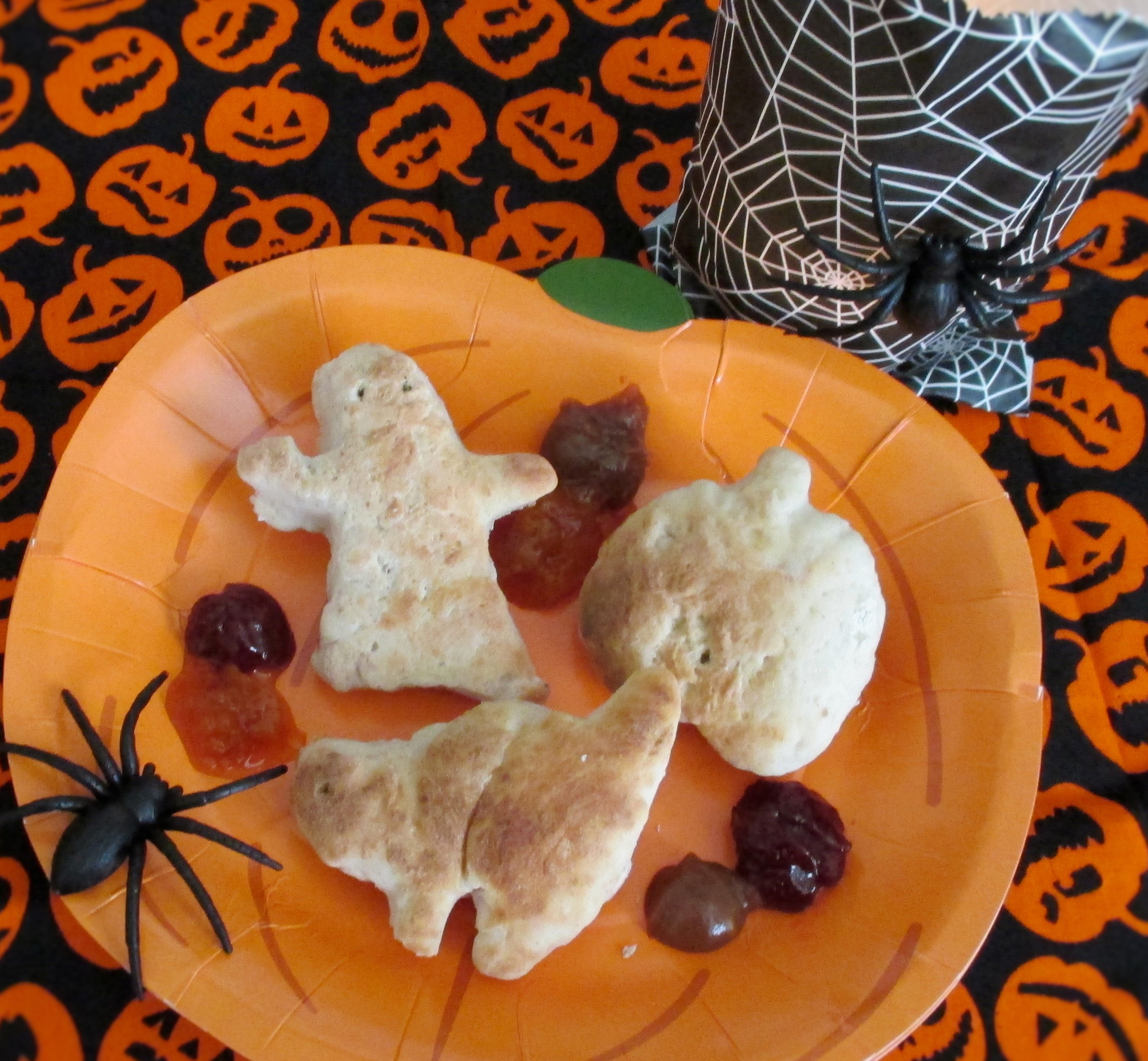 Robert Lambert Halloween Dipping Bread